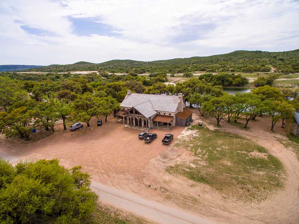 texashuntinglodge OX Ranch